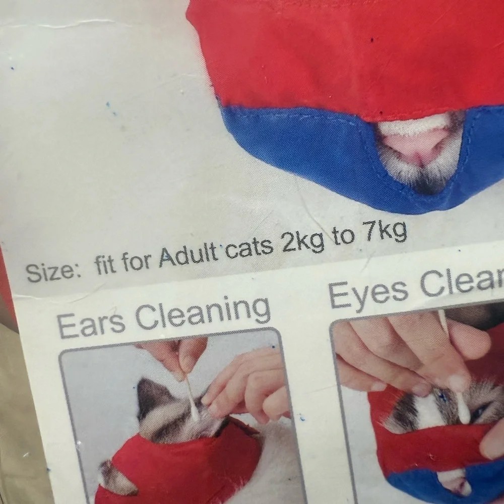 Red Cat Muzzle